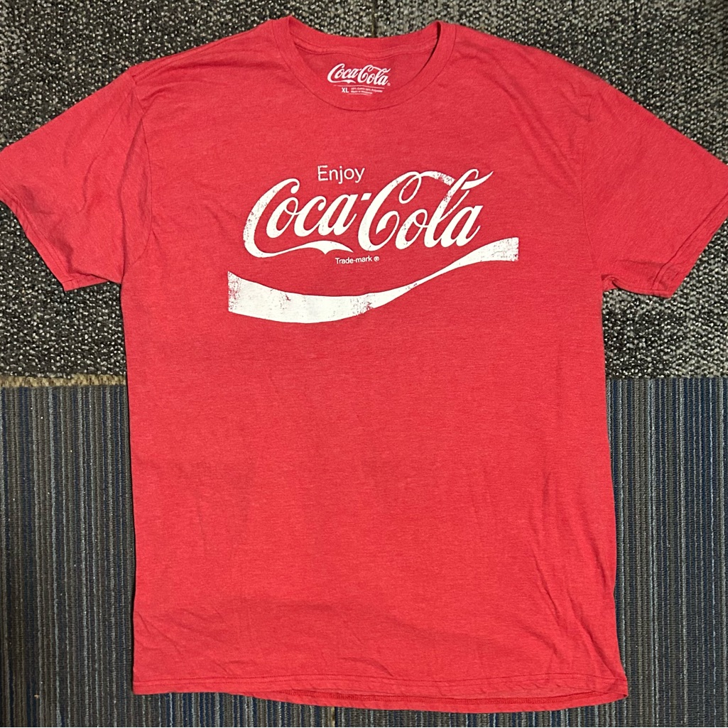CocaCola Brand TShirt Mens Xl